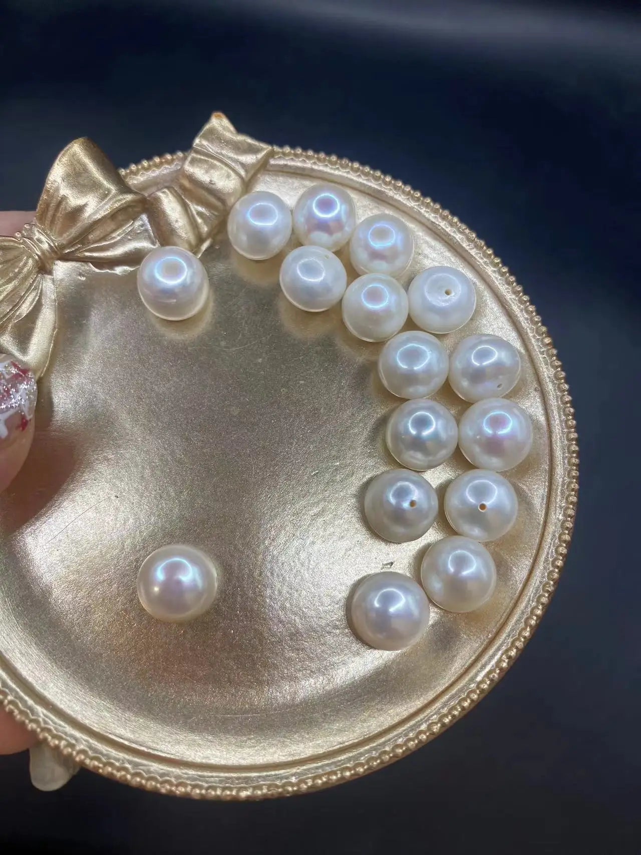 Wholesale Price Natural Freshwater Pearl White Button Pearls 2A 8mm Half Hole Loose Button Pearls