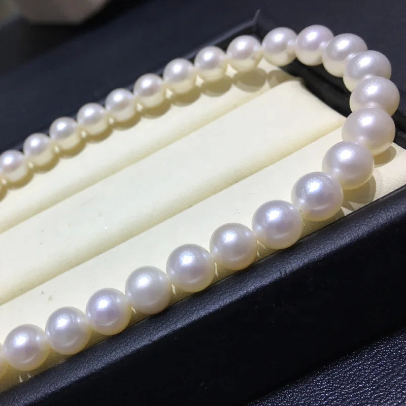 Wholesale China Cultured Natural Freshwater Pearls 6-7mm White Round Pearl Chain Price