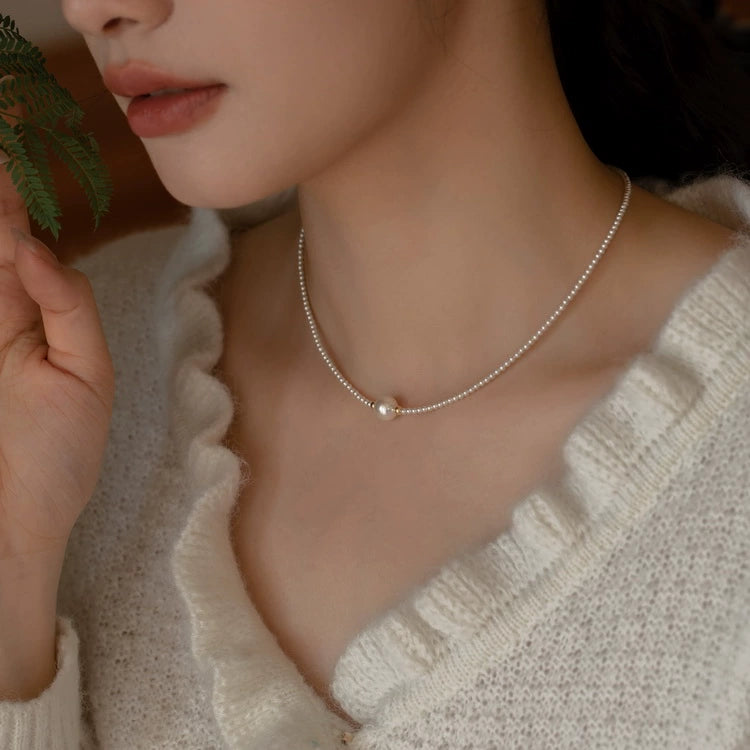 Light Small Pearl Necklace Female