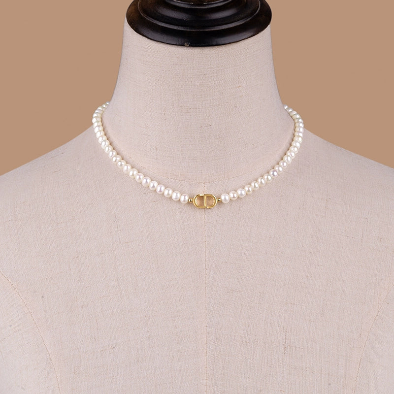 Natural freshwater pearl necklace strong light niche round bead pig nose pendant collarbone chain female XL089