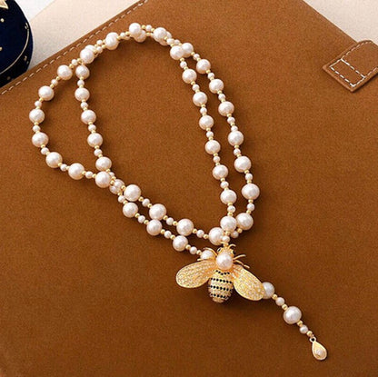 Sweet Internet celebrities are pushing the little bee tian ran freshwater pearl sweater chain, long necklace one wear more