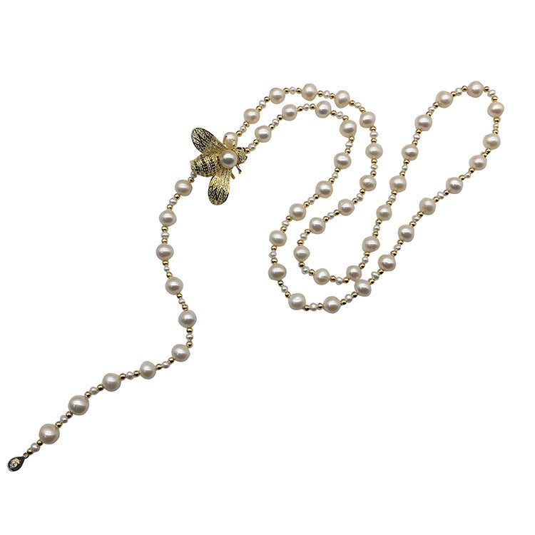 Sweet Internet celebrities are pushing the little bee tian ran freshwater pearl sweater chain, long necklace one wear more