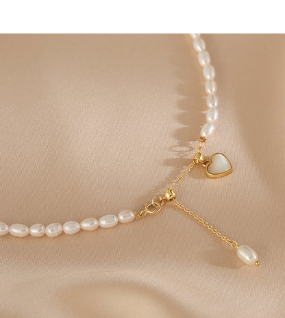 Freshwater pearl necklace femininity retro French freshwater white fritillary love pendant light advanced collarbone chain