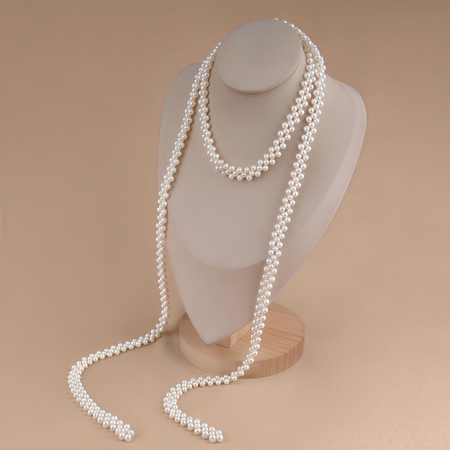 Hand-knitted long pearl sweater chain