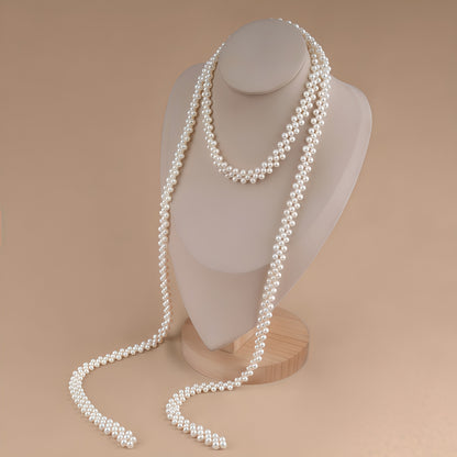 Hand-knitted long pearl sweater chain