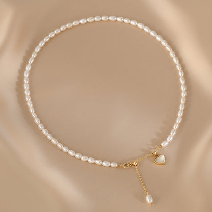 Freshwater pearl necklace femininity retro French freshwater white fritillary love pendant light advanced collarbone chain