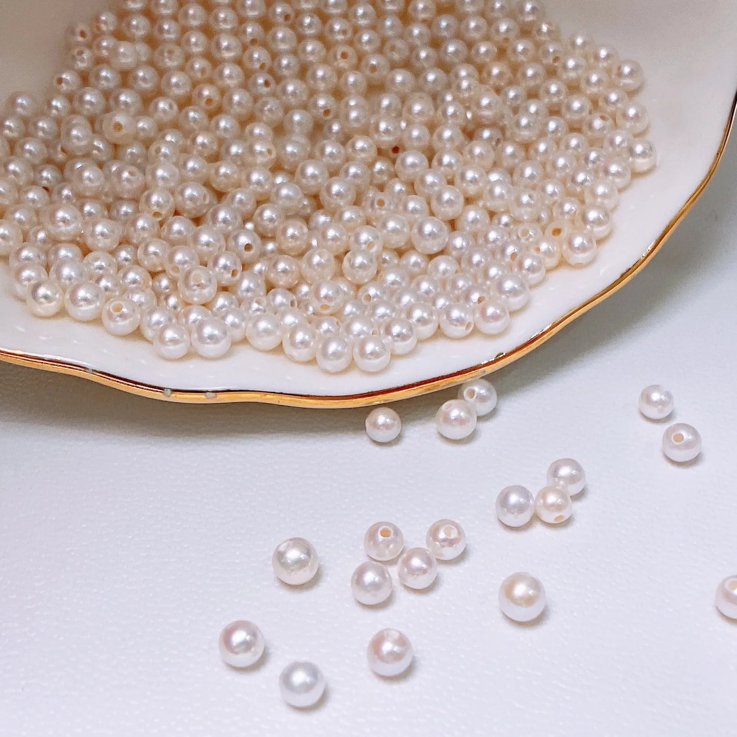 Good Quality Zhuji Cultured Round Freshwater Pearls  Half Hole White Loose Beads Natural Freshwater Pearls