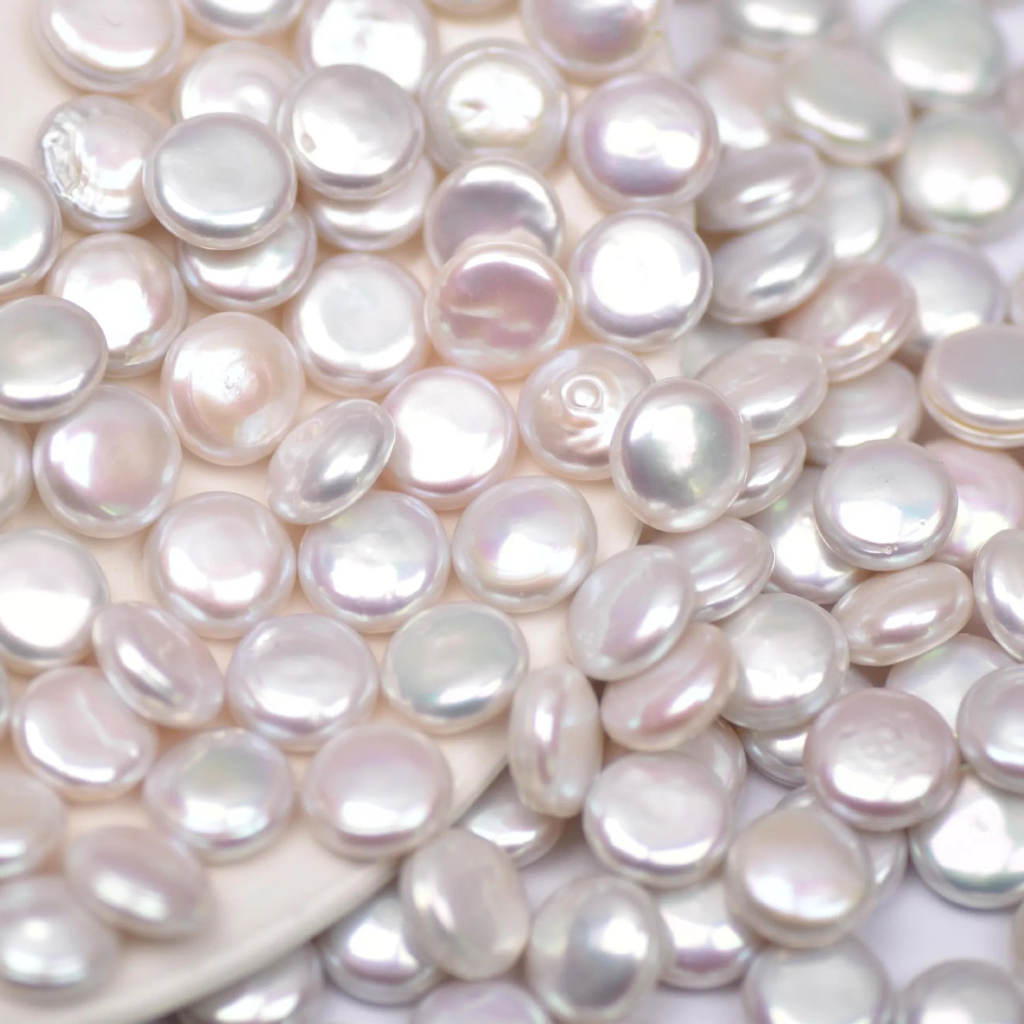 Factory Cheap Price Wholesale 9-16mm AAA Quality Smooth Surface Coin Shape White Freshwater Pearl