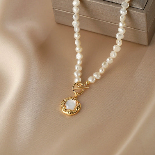 Baroque natural pearl necklace women's exquisite design OT buckle, shell pendant neck chain