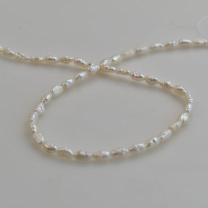 1313 Zhuji Pearl 4-5mm Natural Freshwater Pearl Shaped Beads