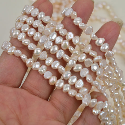 1319 40cm long, Baroque double-sided light pearl Irregular 5-6mm Natural freshwater pearl Raw materials working in progress
