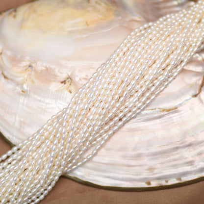 1060Strong light millet shaped pearl about 2.5-3 mm loose beads work in progress DIY