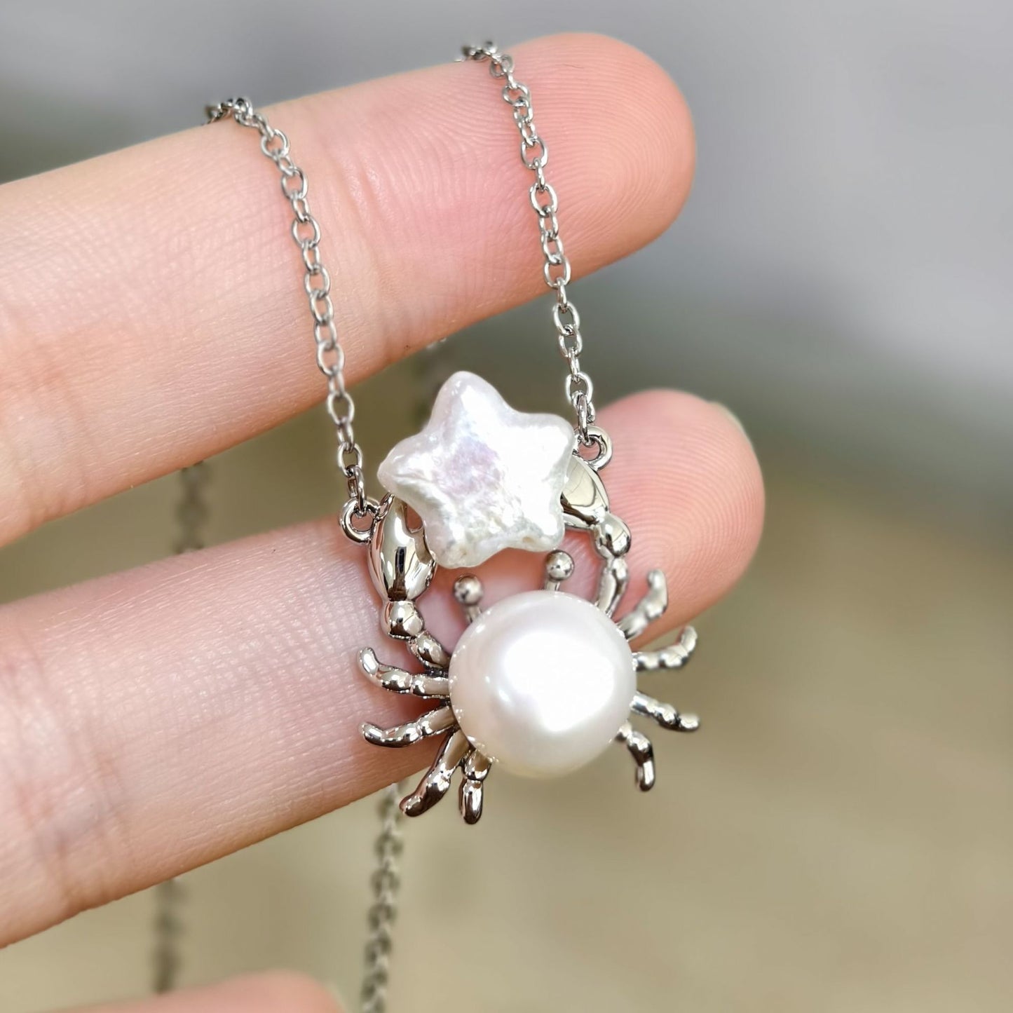 Ocean natural pearl pendant cute pearl fish