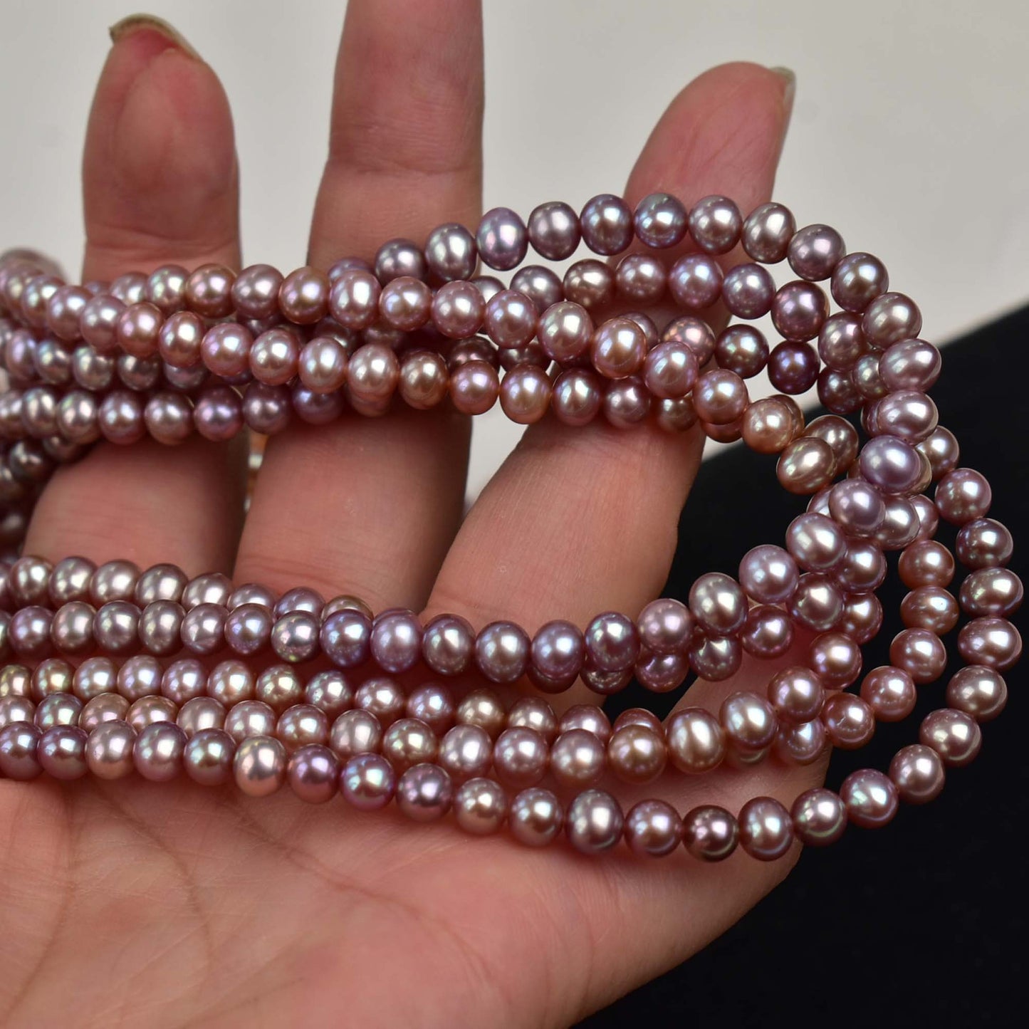 1184 Zhuji nearly round strong light 5-6mm natural freshwater pearl DIY