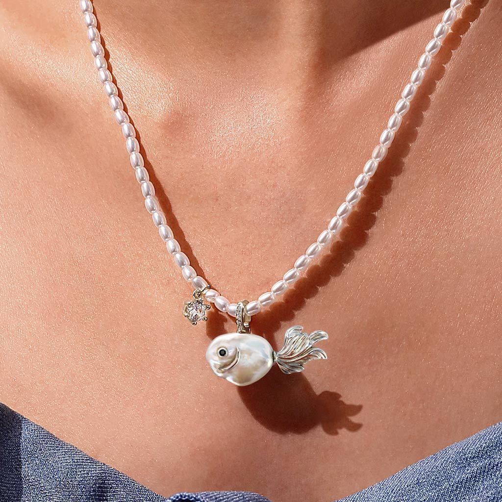 Ocean natural pearl pendant cute pearl fish