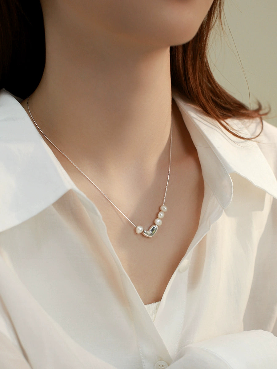 Natural Pearl Necklace Ladies S925 Silver Exquisite Sweet Love Pendant