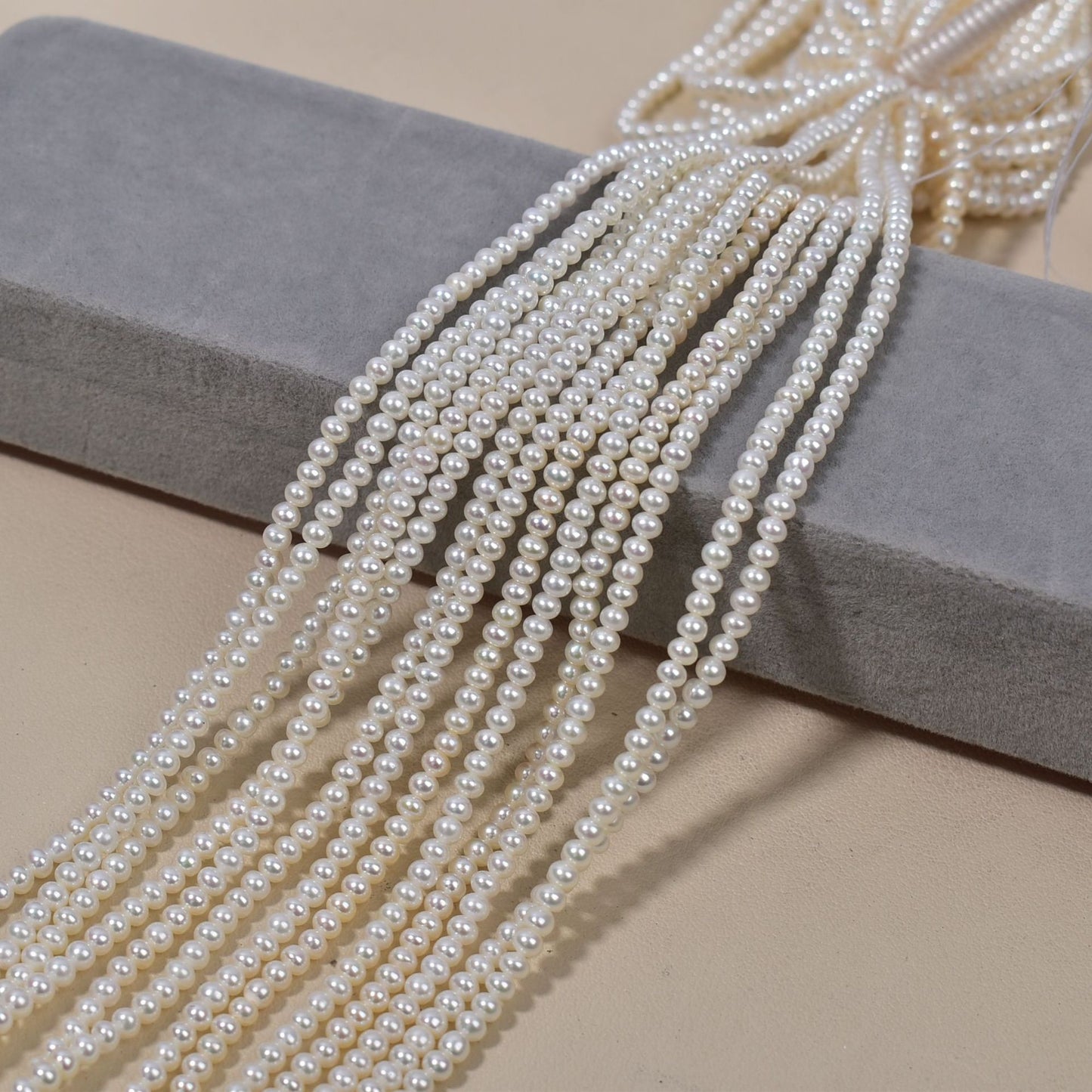 1131 4-4.5 mm Bread Pearl Pearl, Natural Freshwater Pearl Four Sided Light work in progress DIY material