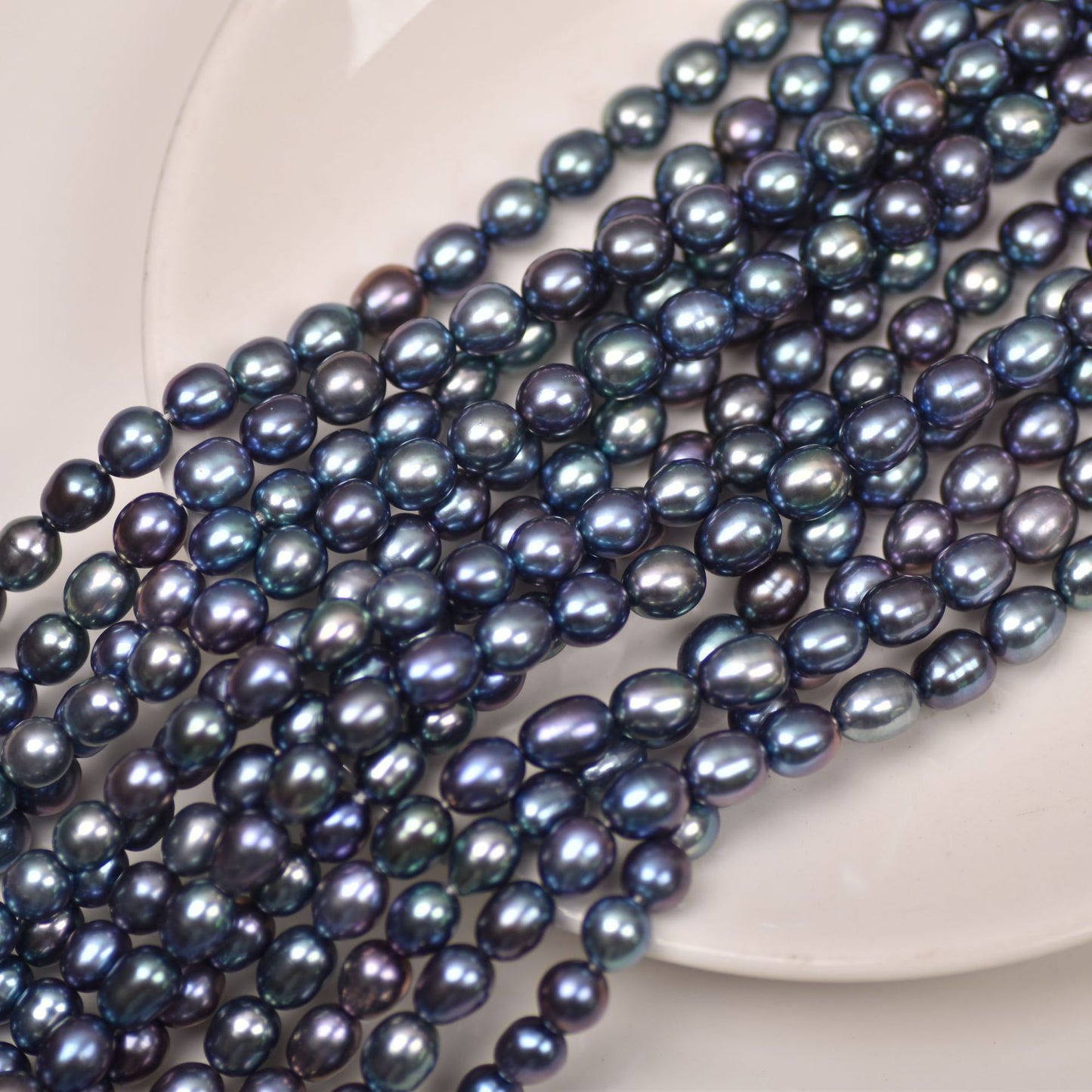 1013 Malachite Green 8-9mm Rice Beads Natural Freshwater Rice Beads Wholesale