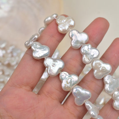 1066 Baroque special-shaped Mickey about 13 * 14mm