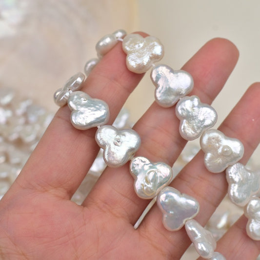 1066 Baroque special-shaped Mickey about 13 * 14mm