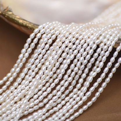 1060Strong light millet shaped pearl about 2.5-3 mm loose beads work in progress DIY