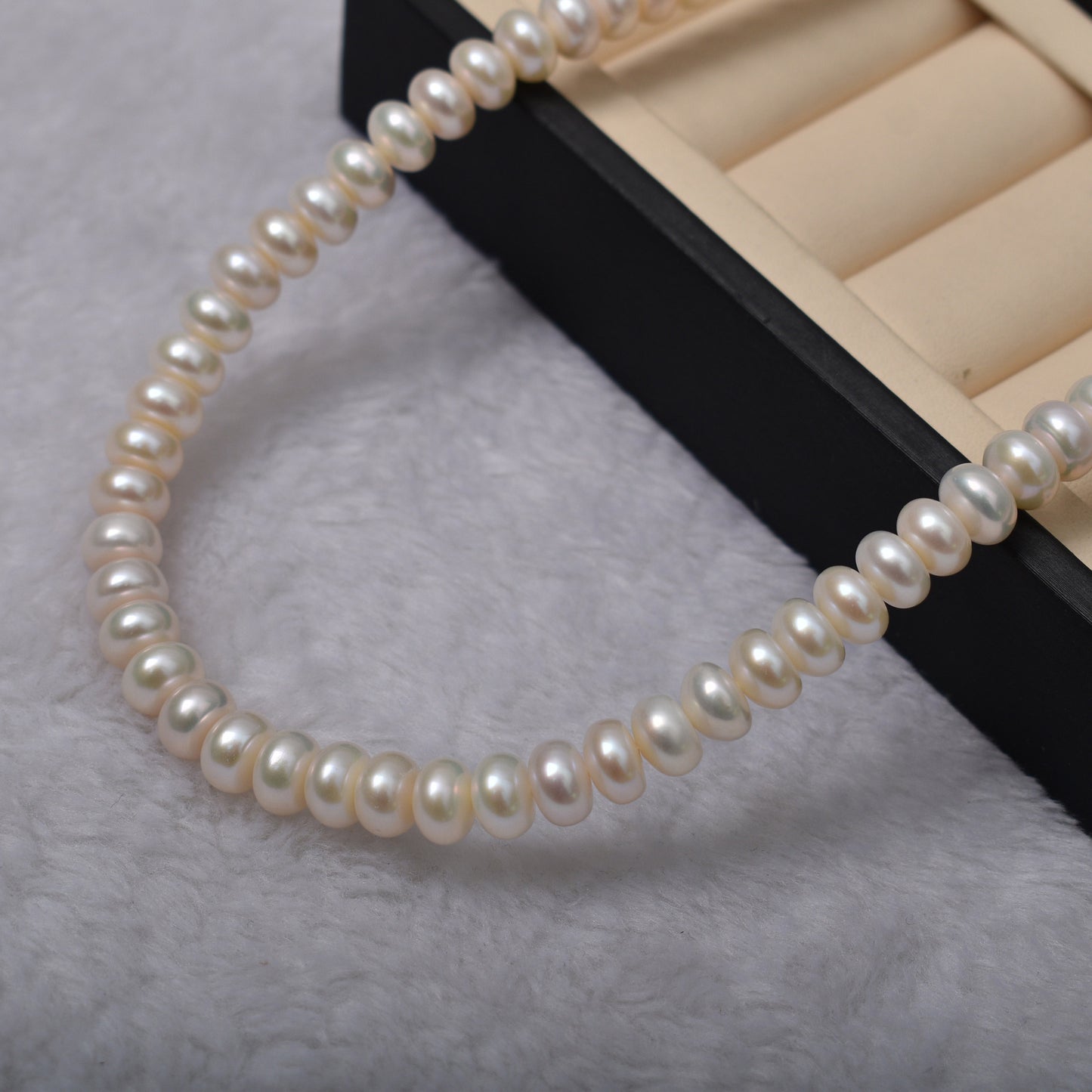 1256 White Bright Flat Pearl Natural Freshwater Pearl About 9-10mm