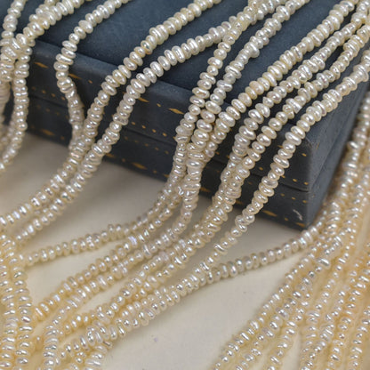 1133 natural freshwater pearls 2-3mm near round beads small flat beads loose beads DIY work in progress a string length about 38cm