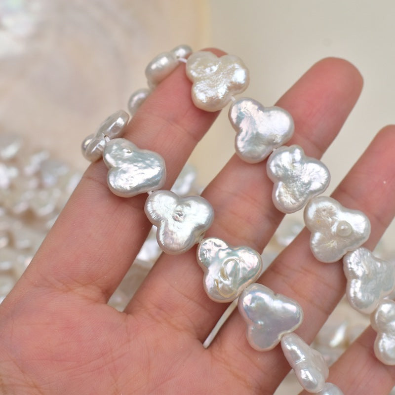 1066 Baroque special-shaped Mickey about 13 * 14mm