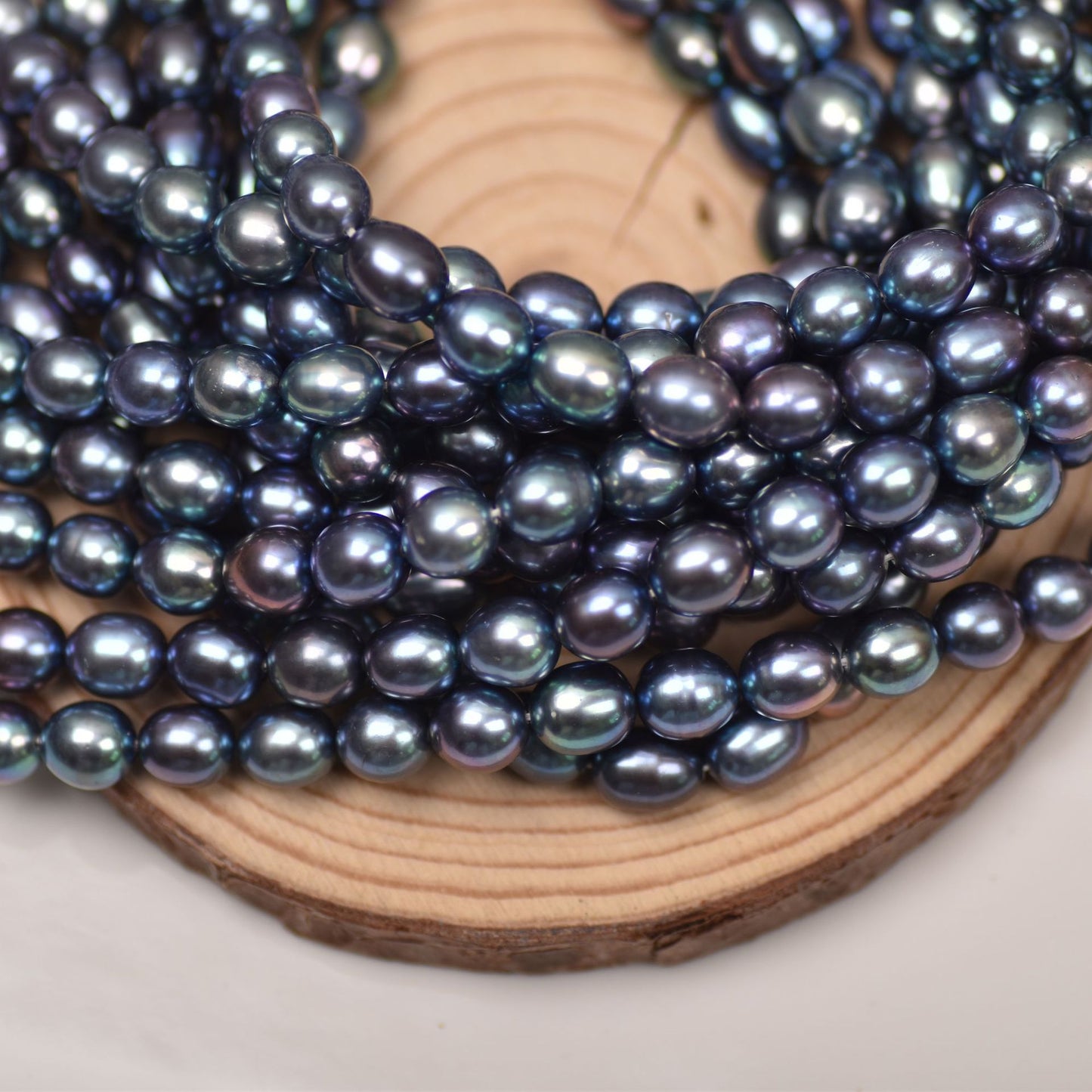 1013 Malachite Green 8-9mm Rice Beads Natural Freshwater Rice Beads Wholesale