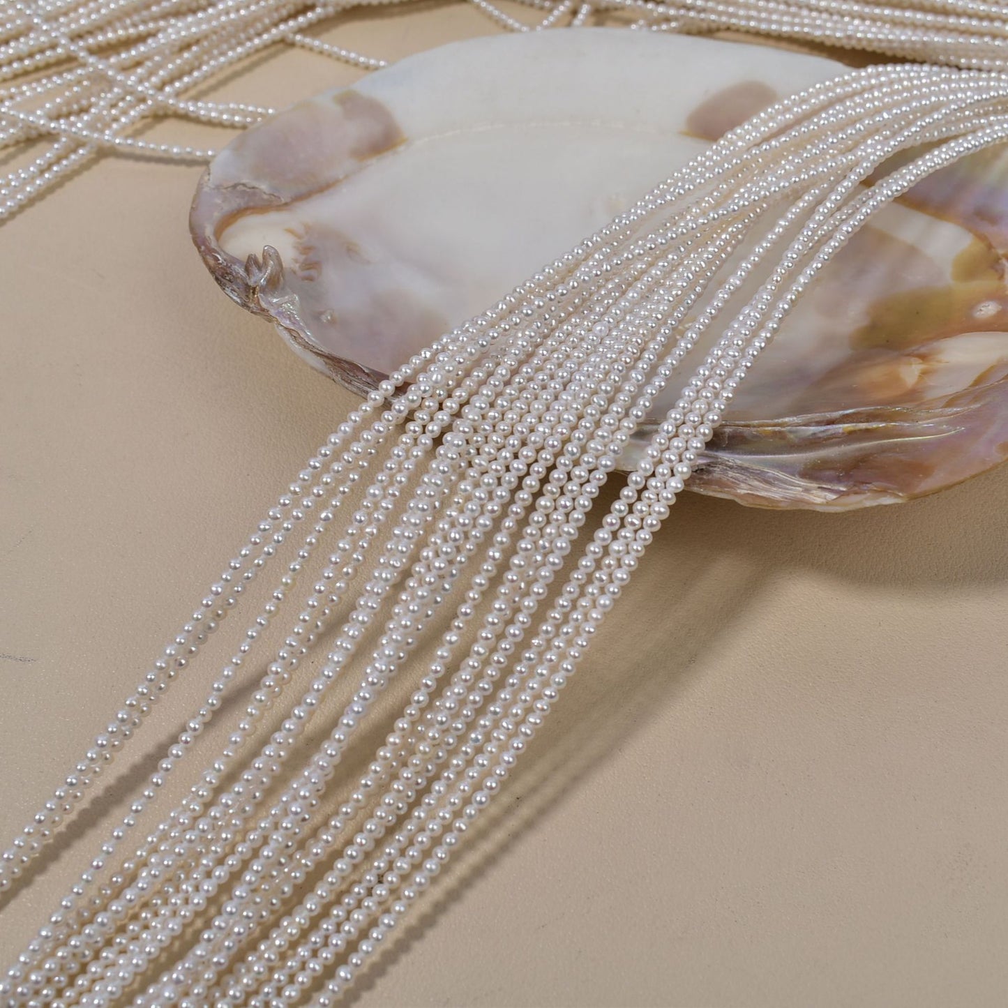 1170 strong light high quality 2mm small pearl, natural freshwater real pearl work in progress