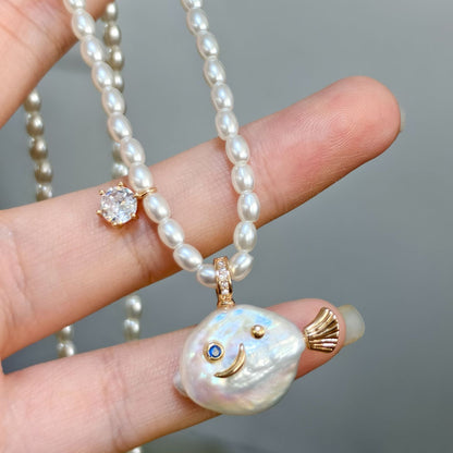 Ocean natural pearl pendant cute pearl fish