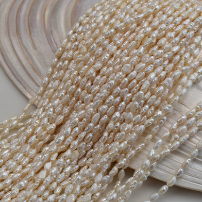 1313 Zhuji Pearl 4-5mm Natural Freshwater Pearl Shaped Beads