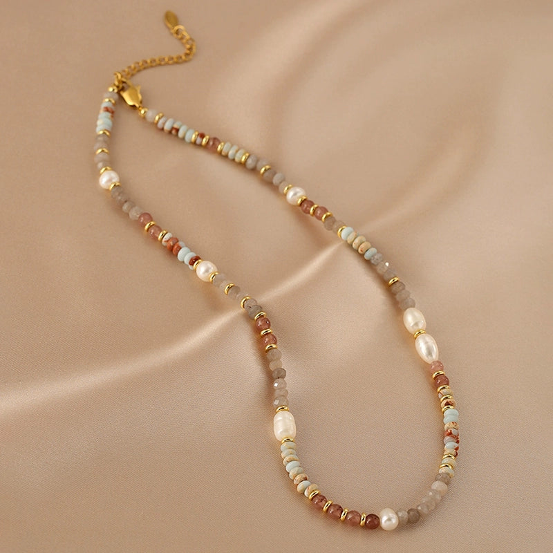 Dopamine Shoushan stone natural pearl necklace women's exquisite strawberry crystal splicing bead design sense