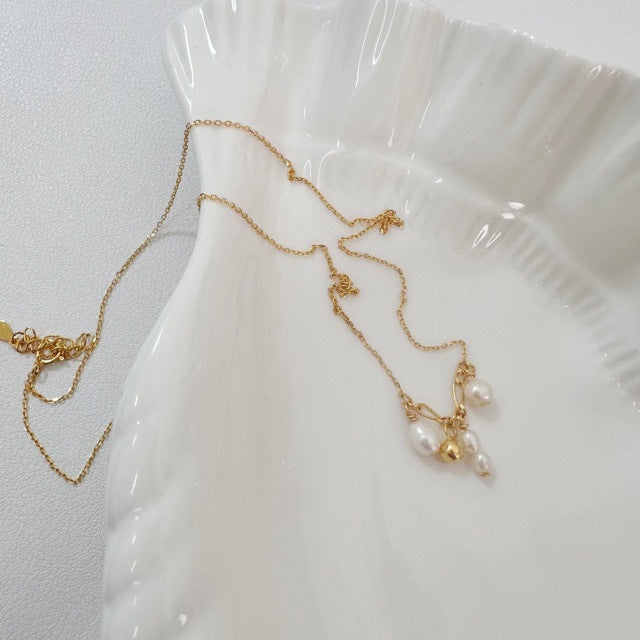 Natural special-shaped freshwater pearl necklace Personalized design Clavicle casual women's style