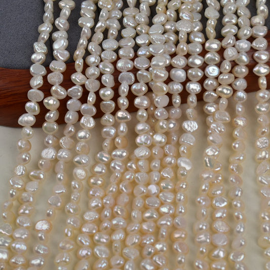 1319 40cm long, Baroque double-sided light pearl Irregular 5-6mm Natural freshwater pearl Raw materials working in progress