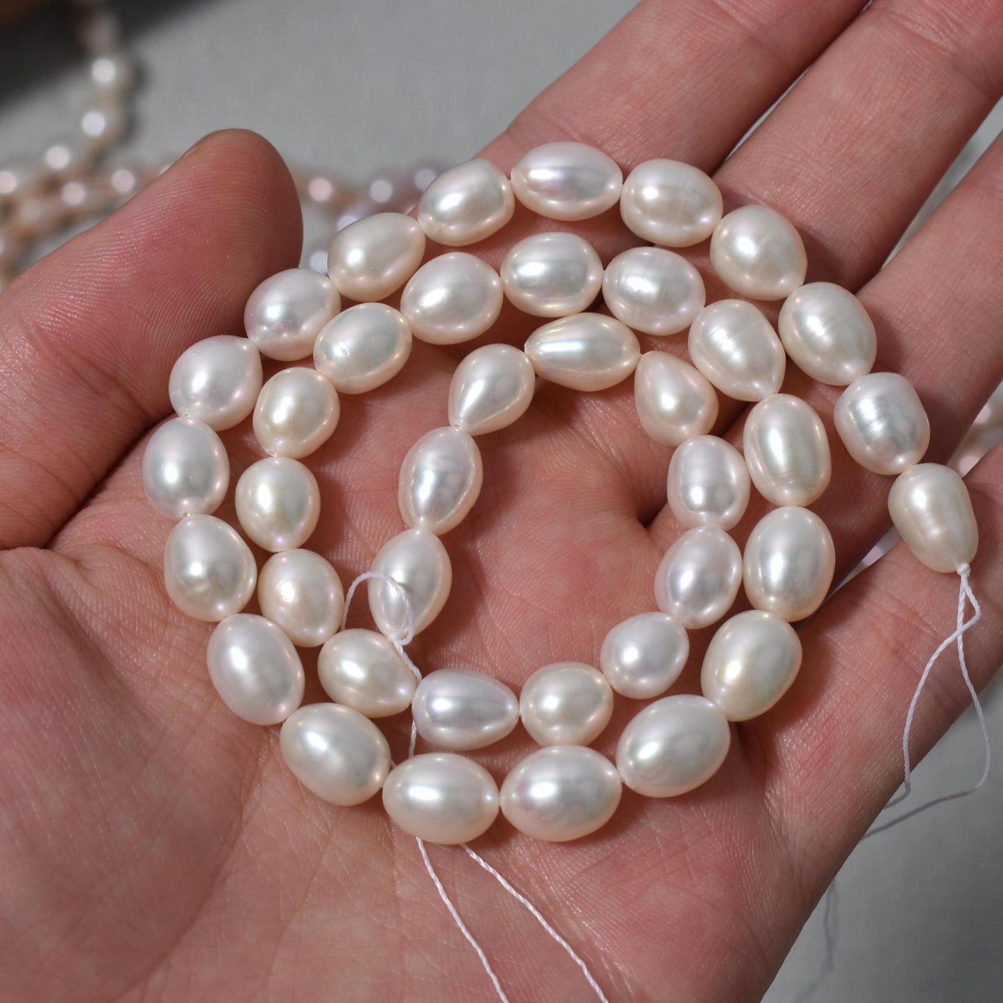 1005 Rice beads Rice-shaped pearl loose beads About 8-9mmDIY bracelet jewelry Natural freshwater pearl necklace Material work in progress