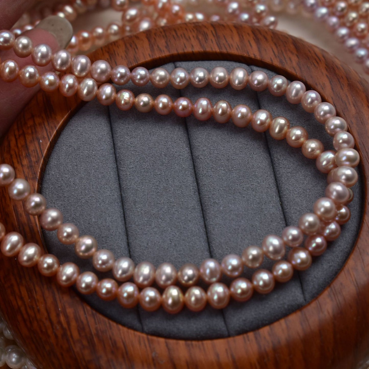 1136 Natural freshwater strong light egg round pearl 4-5mm