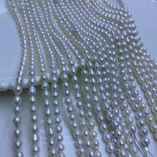 1097 Baroque Droplet Pearl 5-6-7 mm Irregular Natural Freshwater Pearl