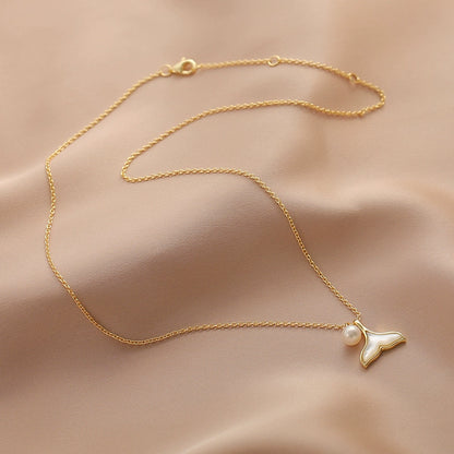 Mermaid tail pendant, freshwater pearl necklace, women's light luxury niche sterling silver collarbone chain, Valentine's Day gift for girlfriend