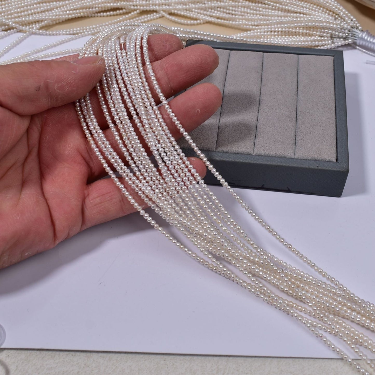 1170 strong light high quality 2mm small pearl, natural freshwater real pearl work in progress