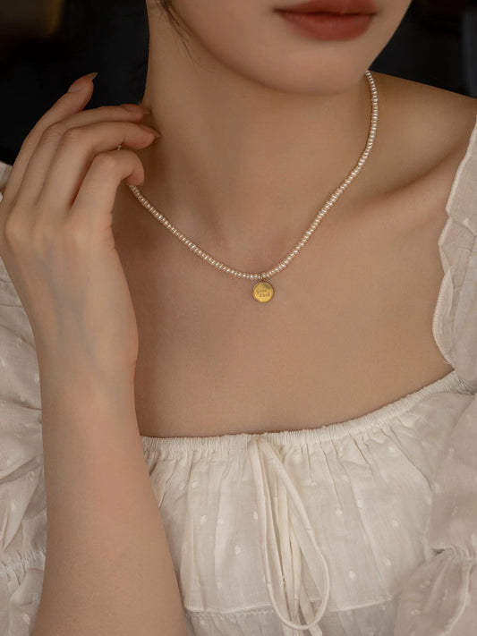 Natural pearl necklace women's design high sense of good luck chain