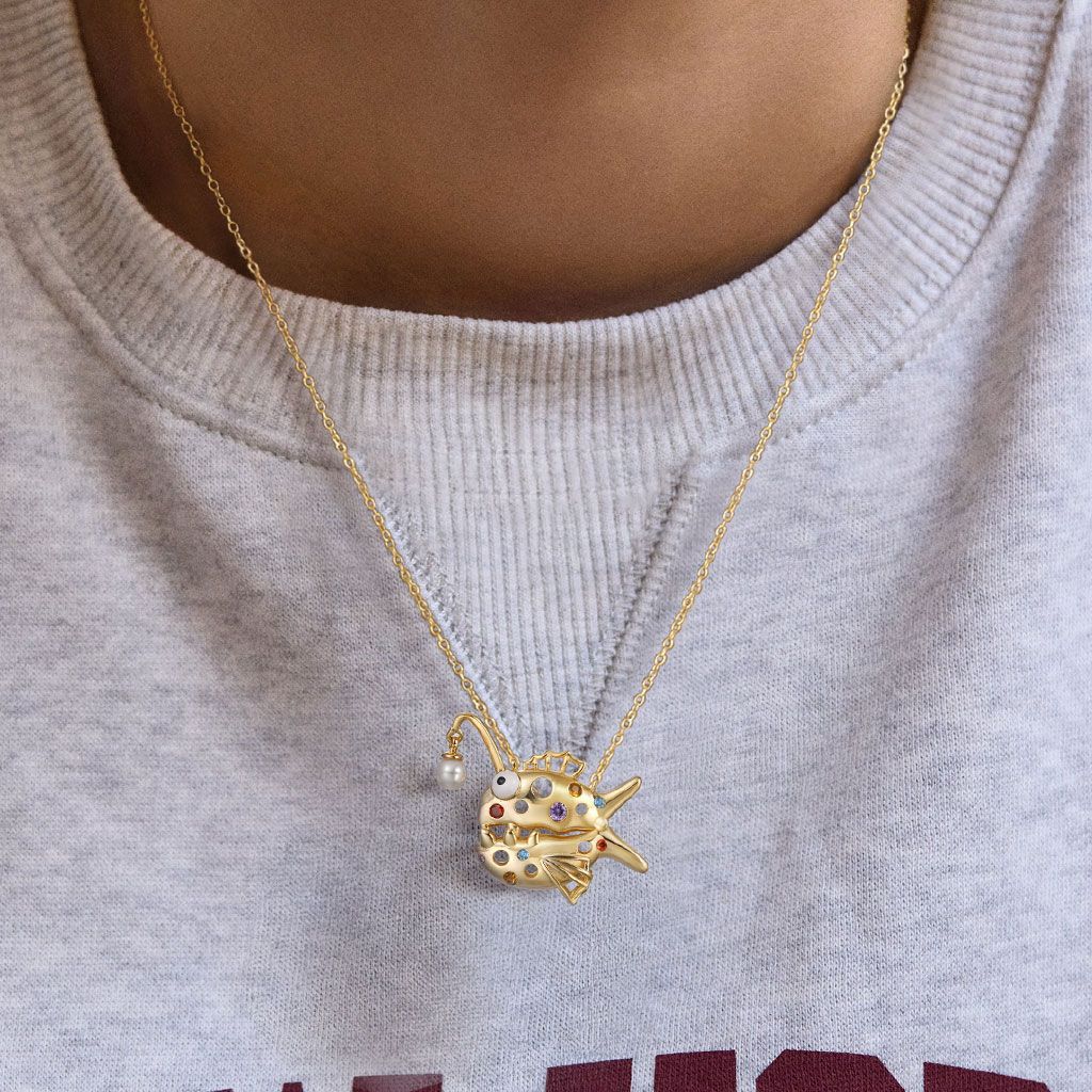 Ocean natural pearl pendant cute pearl fish