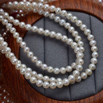 1136 Natural freshwater strong light egg round pearl 4-5mm