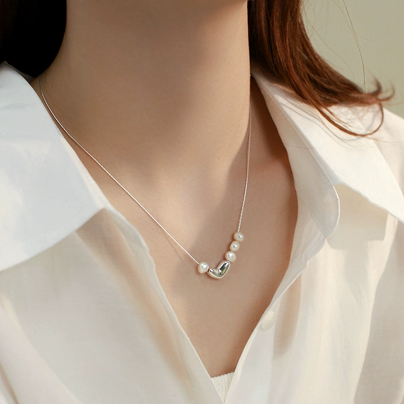 Natural Pearl Necklace Ladies S925 Silver Exquisite Sweet Love Pendant