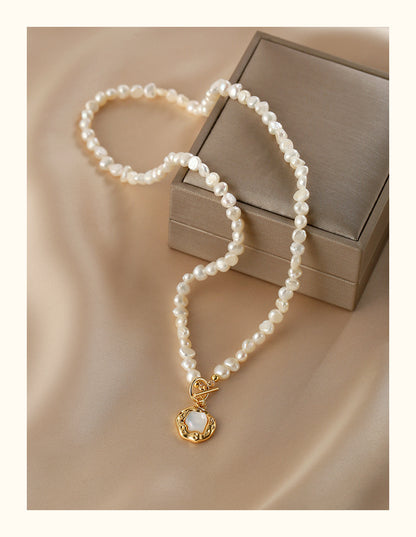 Baroque natural pearl necklace women's exquisite design OT buckle, shell pendant neck chain